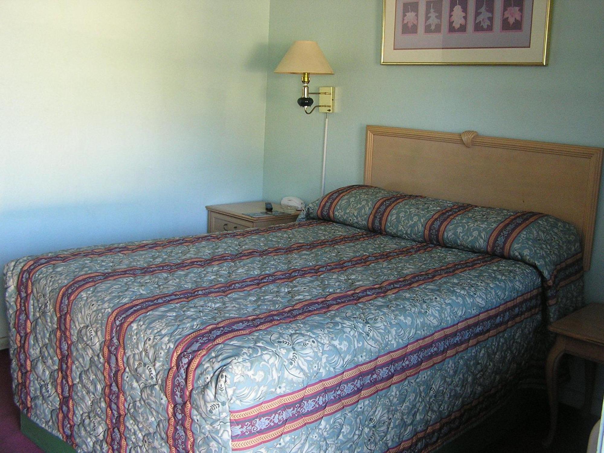 American Inn Motel Many Екстериор снимка