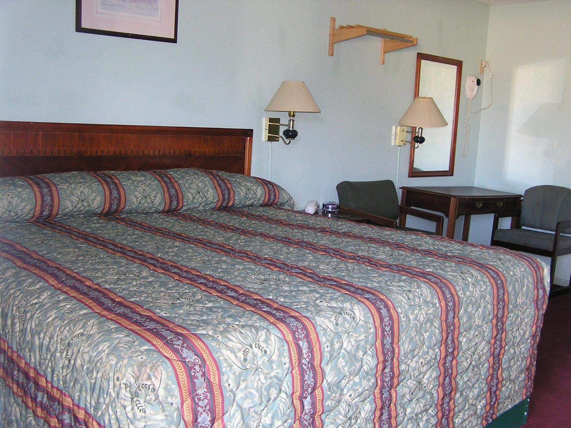 American Inn Motel Many Екстериор снимка